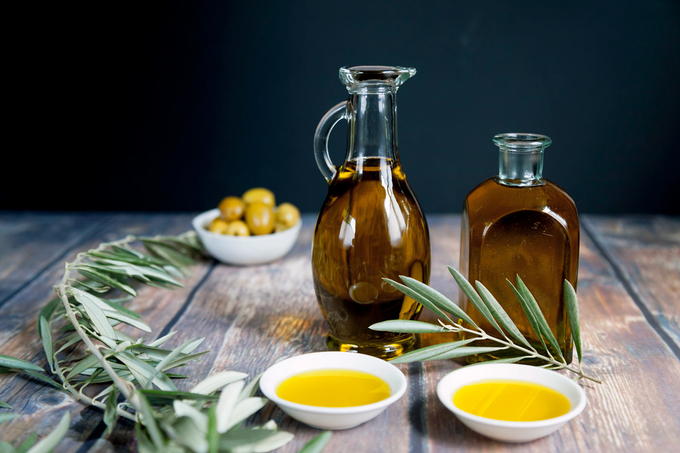 olive oil with oleuropein